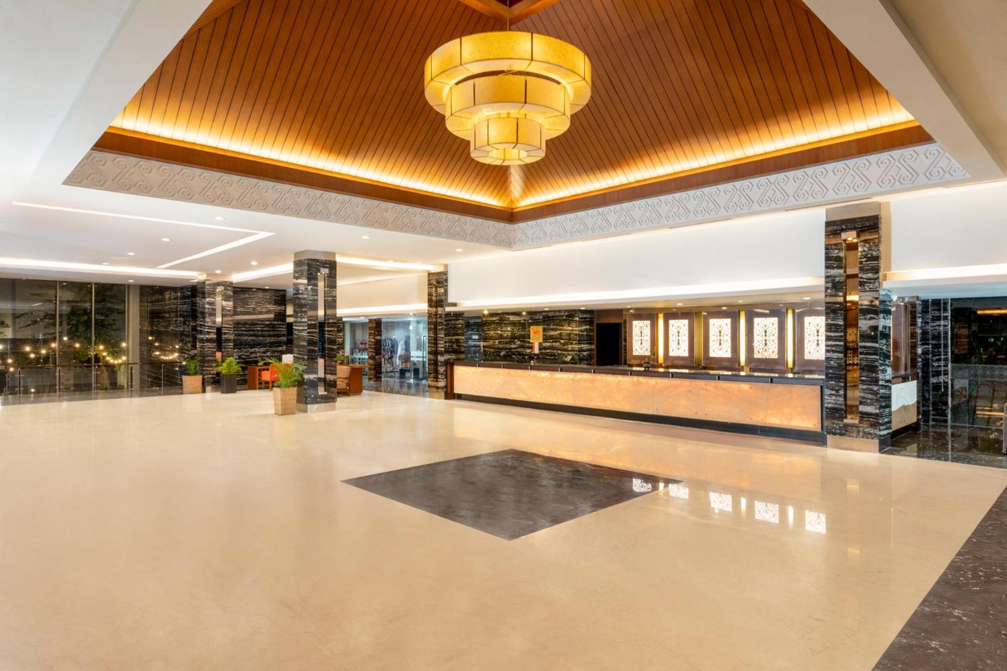 Swiss-Belhotel Danum Palangkaraya Kültér fotó