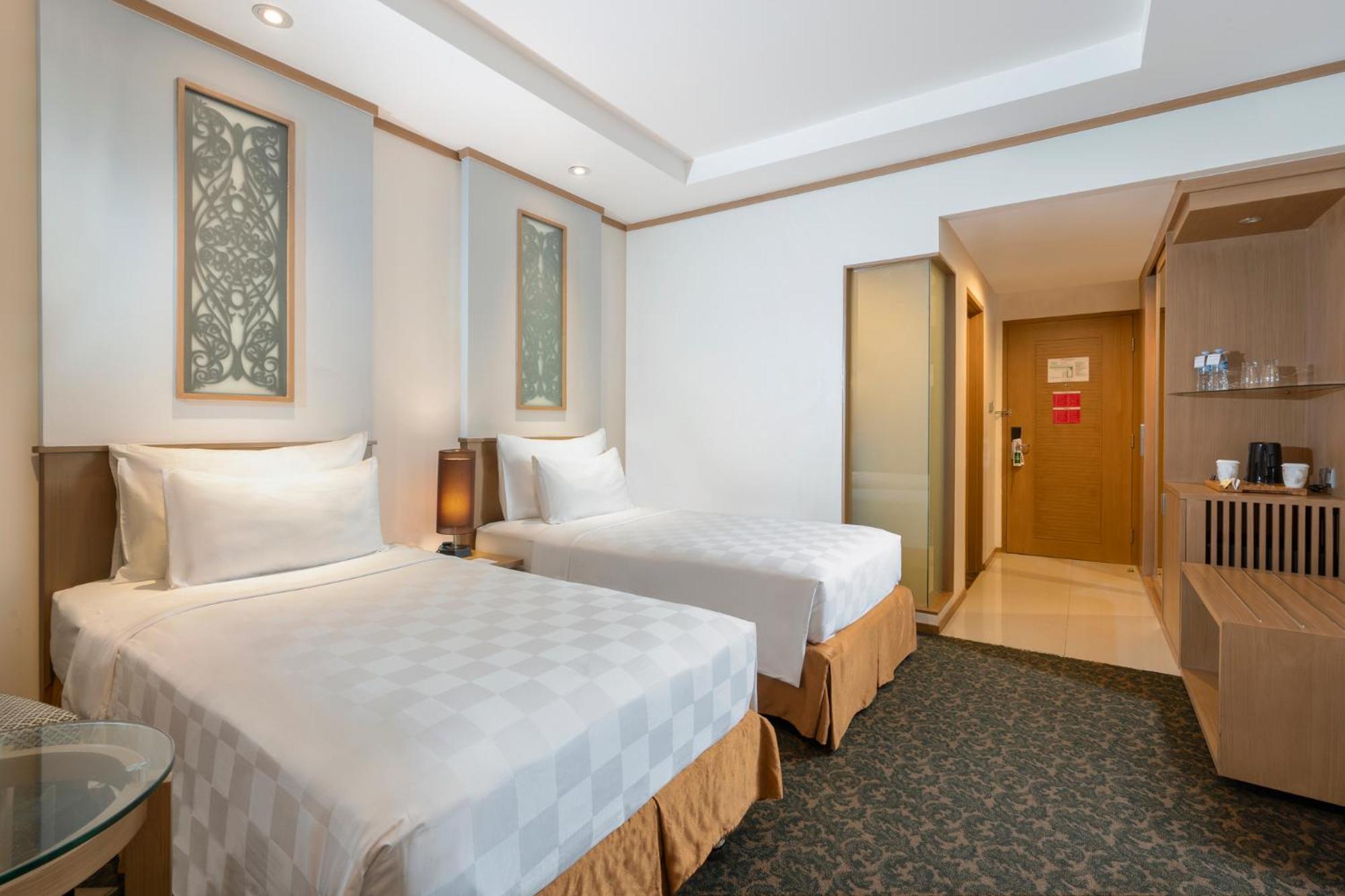 Swiss-Belhotel Danum Palangkaraya Kültér fotó