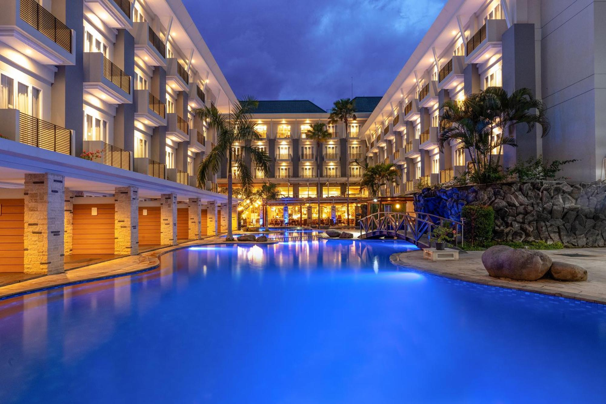 Swiss-Belhotel Danum Palangkaraya Kültér fotó